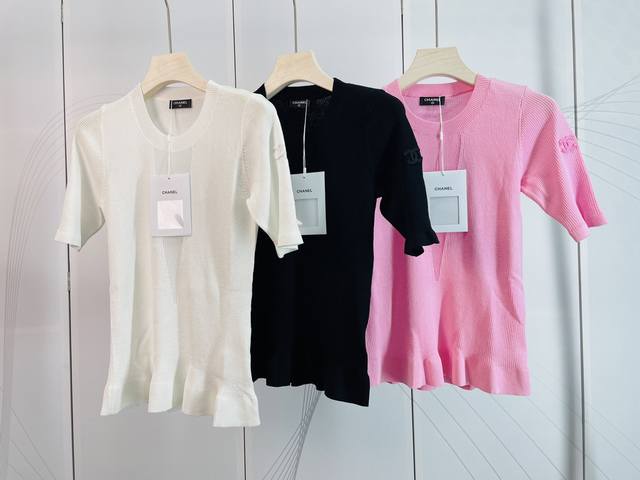 Chanel & Chanel early spring new chest hollow round neck short-sleeved top 3 col