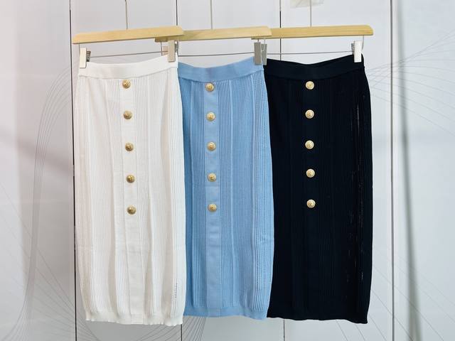 Balmain new button high waist skirt 3 colors 3 sizes Sml ready to supply