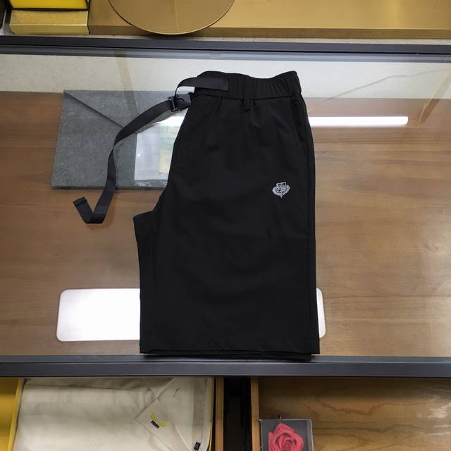 New Lp 2025 summer new men's casual shorts, high-end custom fabrics, breathable