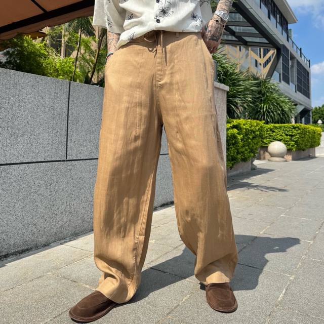 Lp new casual trousers are made of high-quality cotton material, which is eye-ca