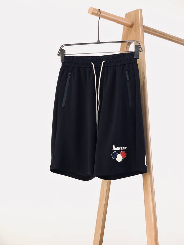 Moncler 2025Ss spring and summer new men's shorts, made of high-quality fabrics,