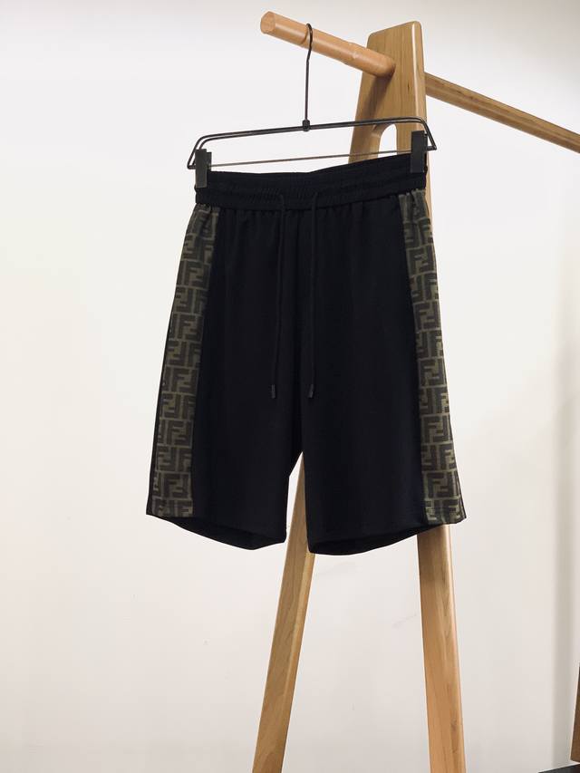 Fendi 2025Ss Spring and Summer New Product Full-printed side panel shorts, made