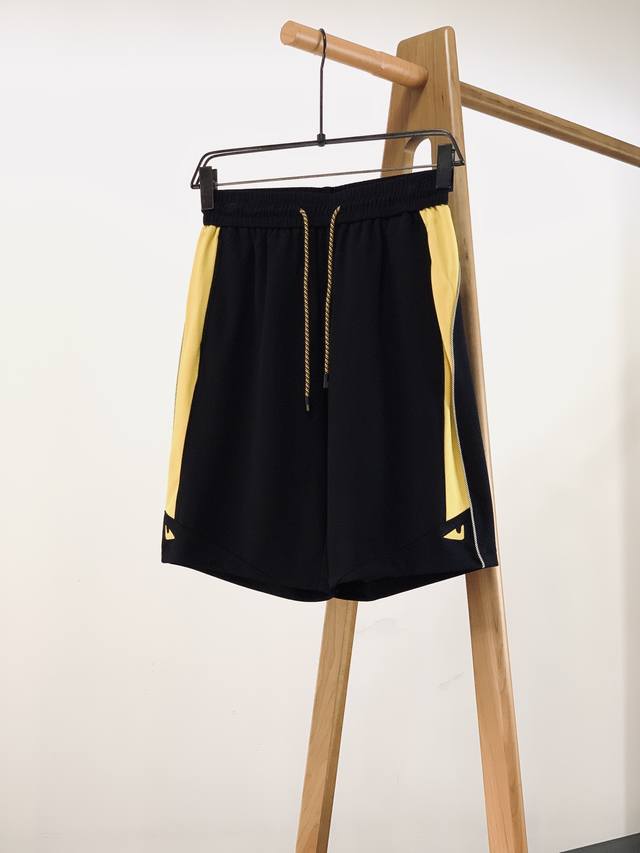 Fendi 2025Ss spring and summer new product Little Monster series shorts, made of