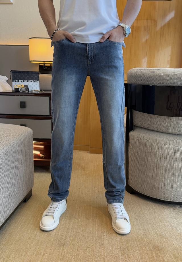 Armani 2025Ss Spring/Summer New Year's jeans. Original 1:1 production, perfect f