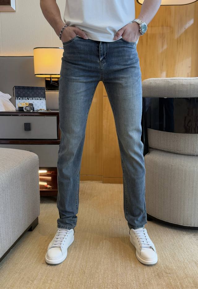 Gucci 2025Ss Spring and Summer New Year's jeans. Original 1:1 production, perfec