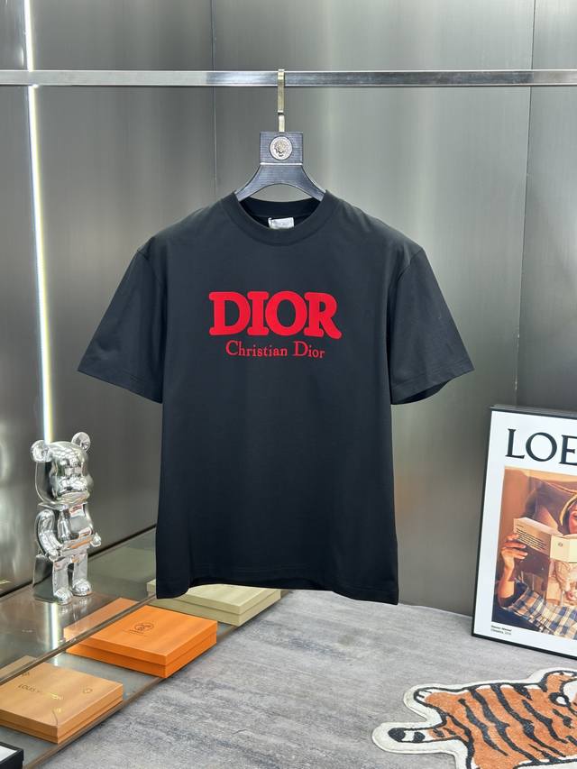 Dior 2025 Spring and Summer New Releases, the Latest Short-sleeved Round Neck T-