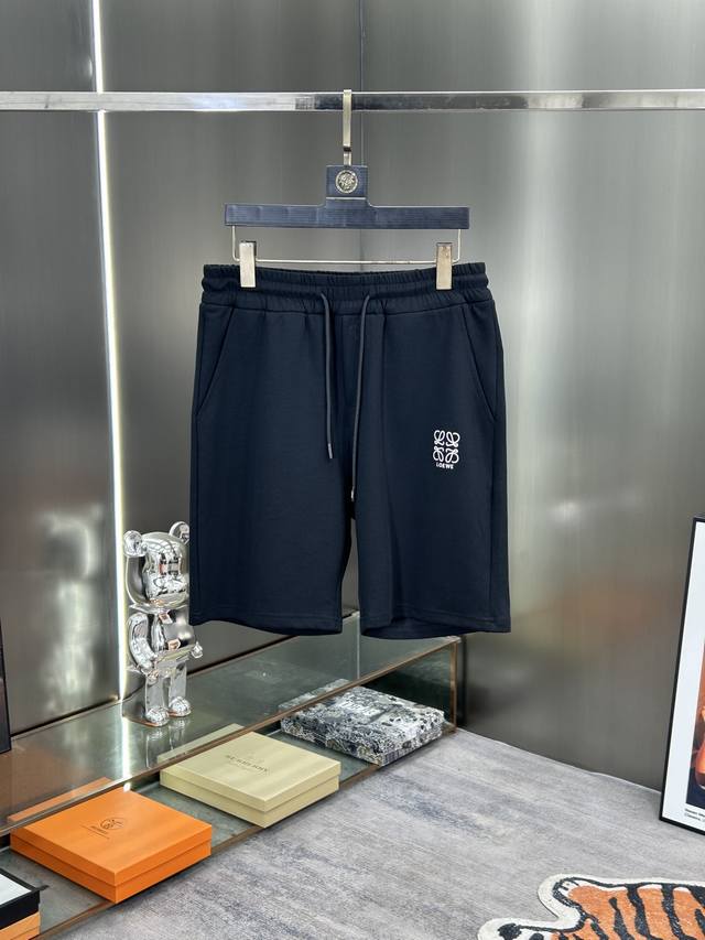 Loewe's new 2025 spring and summer casual pants shorts are imported high-density