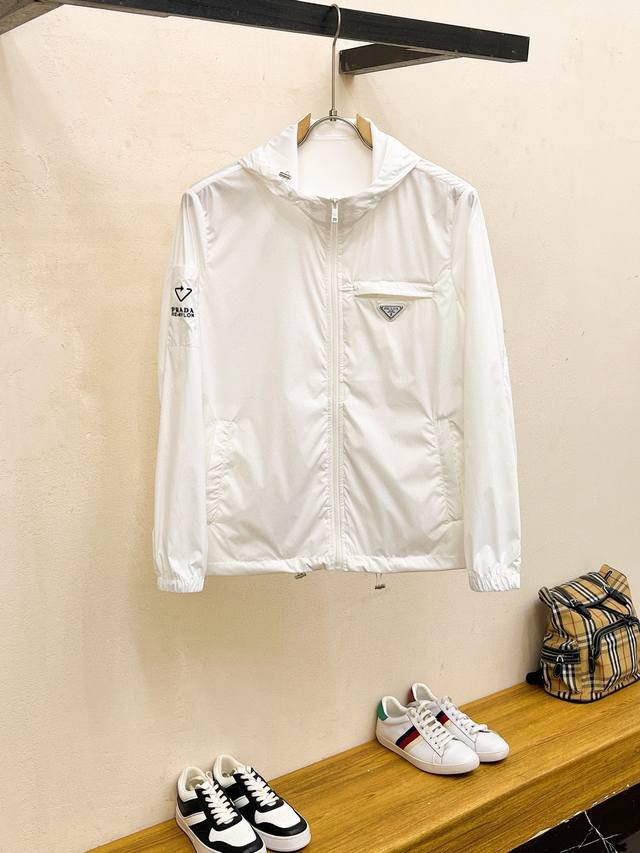Prad's latest summer hooded sun protection jacket! The brand logo on the chest i