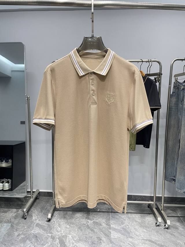 A26-Khaki details~