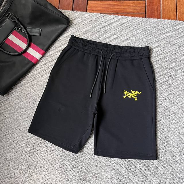 Bird'Ss25 men's casual shorts are a versatile item, with elastic waist drawstrin