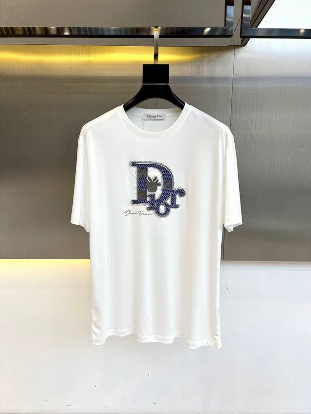 Dior, 2025 Spring and Summer Men's New Round Neck Short Sleeve T-shirt. Imported