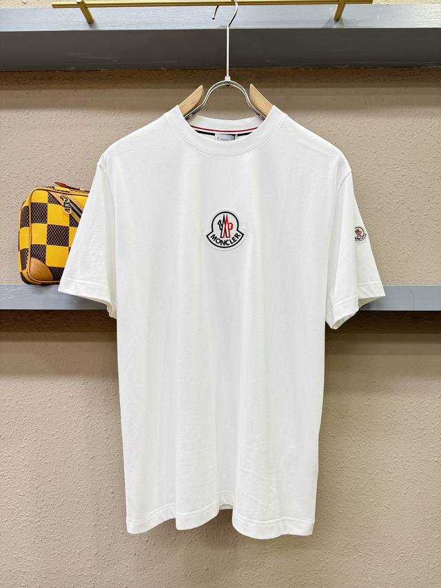 Moncler 2025 new short-sleeves! Original custom fabrics, soft to the touch. Top