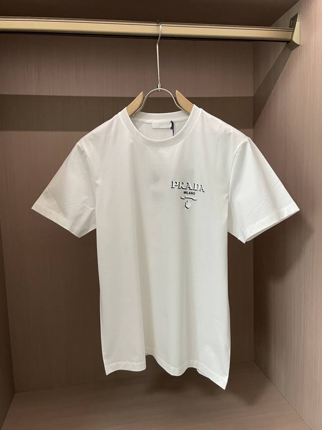 Prada 2025 Spring/Summer new 3D silicone printed letter print short-sleeved T-sh