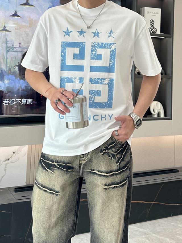 Givenchy 2025 Spring and Summer New Releases, the Latest Short-sleeved Round Nec