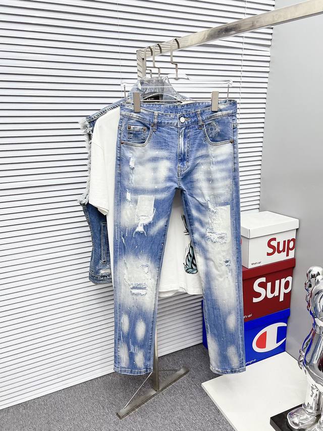 Chrome Hearts 2025 Spring and Summer new products are available at the counter.