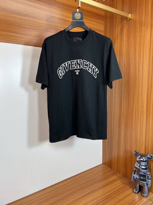 Give Givenchy 2025 Spring and Summer New Arrivals New Three Standards Complete R