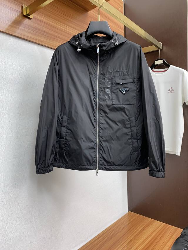 Prada 2025Fw men's hooded jacket Men's jacket, casual daily wear items! The uppe