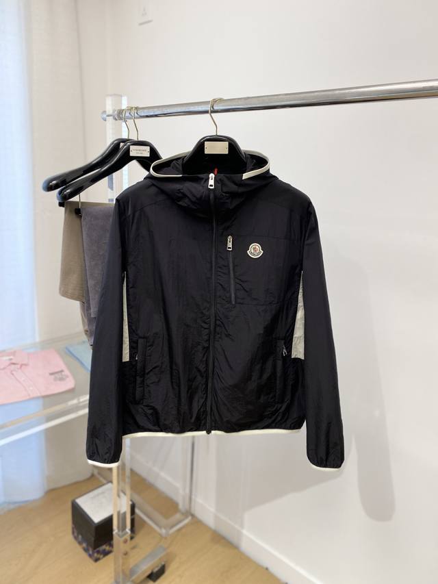 Moncler, 2025 new jacket, stylish and handsome, simple and versatile, embroidere