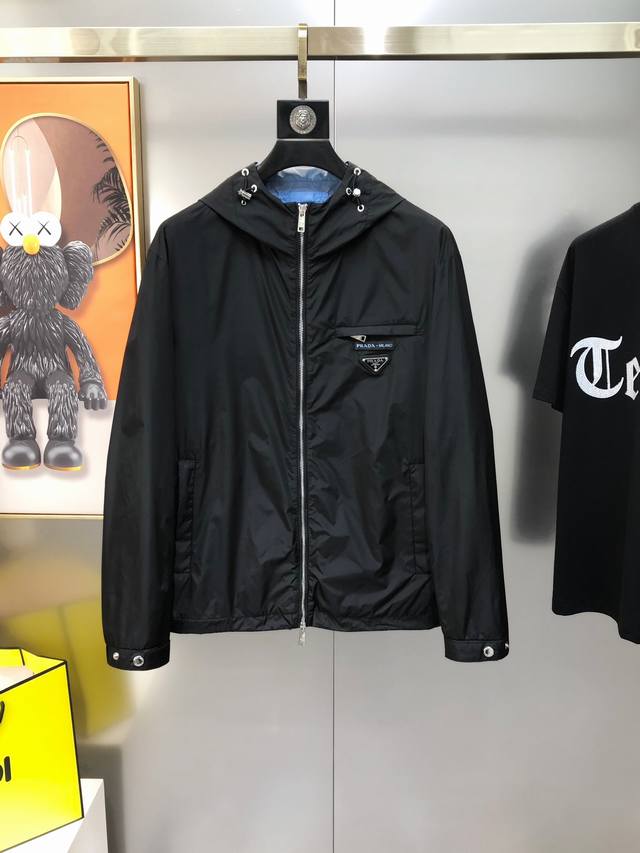 P*Ada Prada 2025 early spring new original men's hooded windbreaker jacket, the