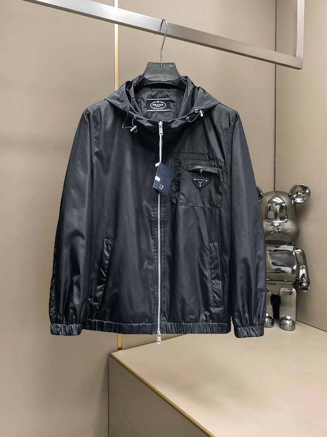 Prada 2025 spring new casual jacket, the latest fashion casual jacket, fashionab