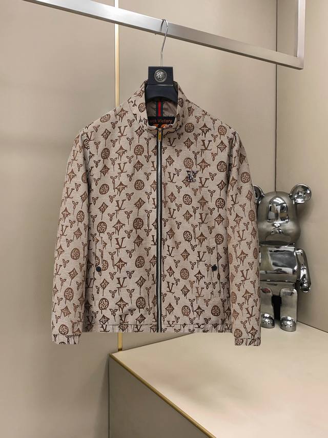 Mainly promote Louis Vuitton Lv 2025 spring latest model muffled stand collar hi