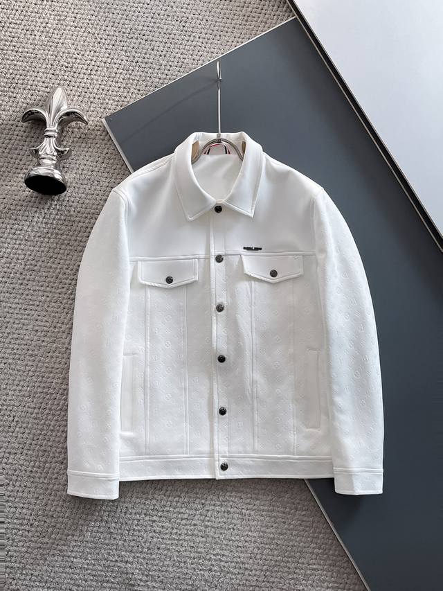 Lv 2025 new spring jacket, the new product on the show is very perfect, comforta