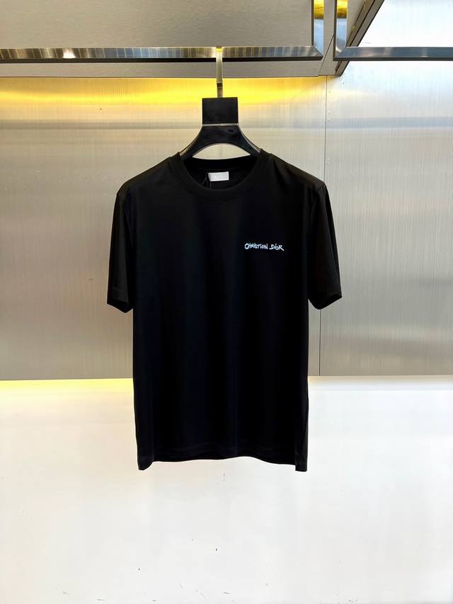 Dior, Sea Island Cotton Short Sleeve Round Neck T-shirt. Classic logo, soft and