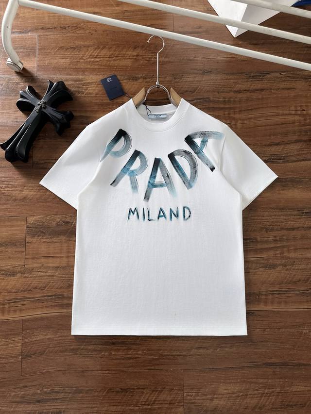 Prada 2025Ss spring and summer new cotton round neck short-sleeved T-shirt chest