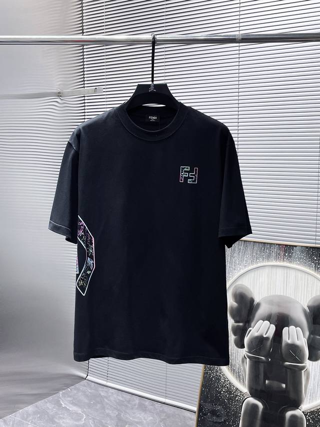 Fendi 2025 new round neck short-sleeved T-shirt, high-end version! Custom-made f