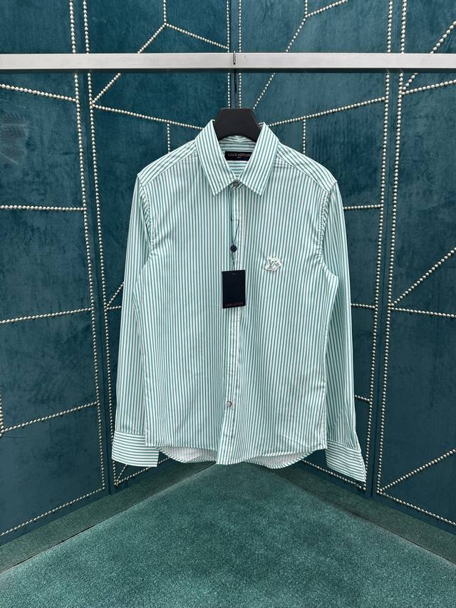 The new cotton long-sleeved shirt from LVJIA 25Ss is laid out with a Monogram ja