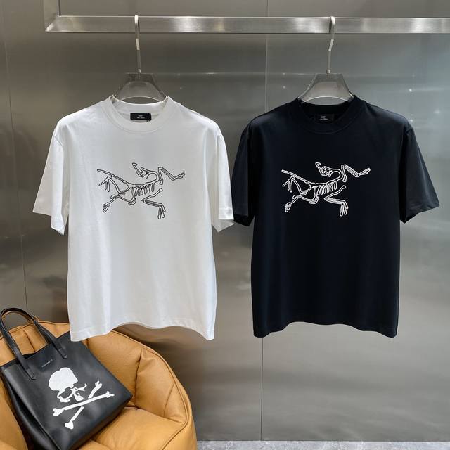 Bird House Arc'teryx black T-shirt, a cool choice for summer functional style, s