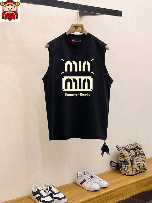 Straight brand Miumiu 2025 summer new vest T-sleeve classic simple style anyone