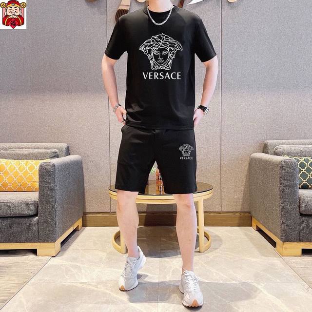 Versace 2025 new men's short-sleeved shorts suit! Sold on the official website!