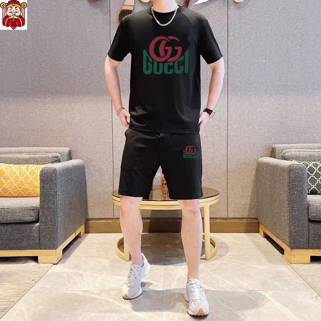 Gucci 2025 new men's short-sleeved shorts suit! Sold on the official website! Hi