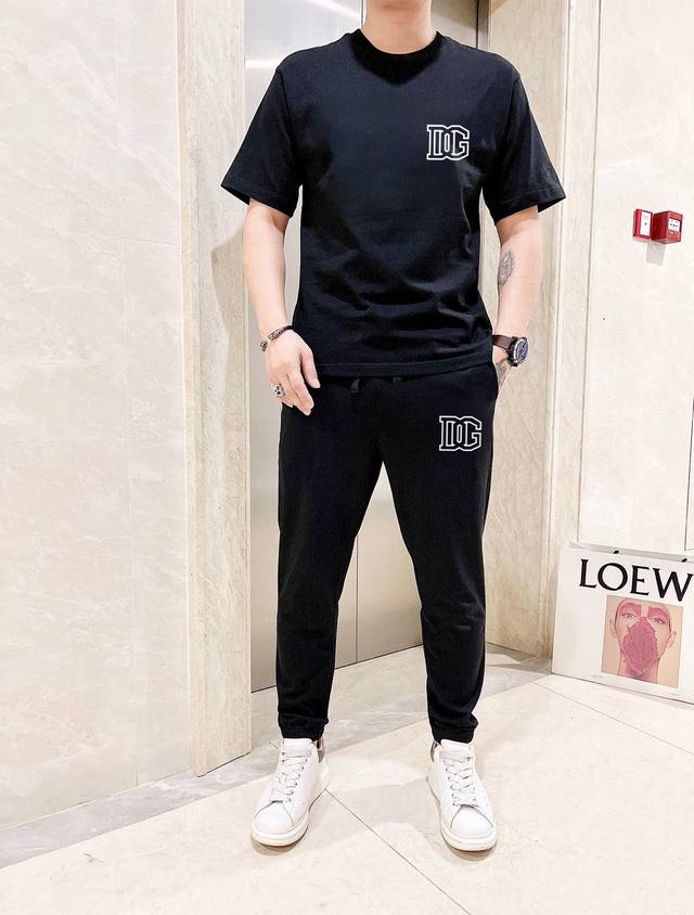straight D&G Dolce & Gabbana Fat Man Good News 2025 official website. World-reno