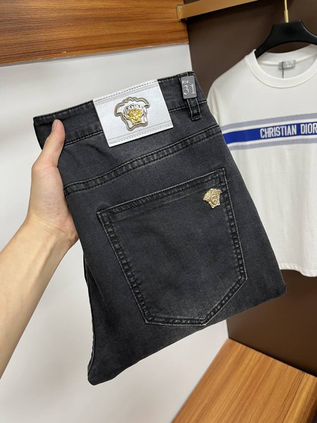 Versace 2025 Summer New European Station Men's Business Casual Jeans When busine
