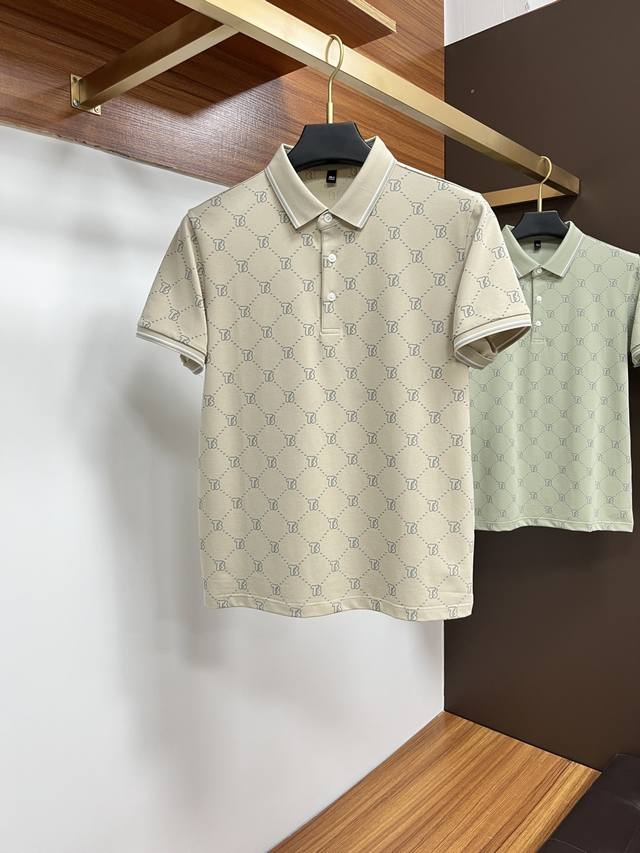Burberry's classic Polo collar design for spring and summer 2025, paired with a