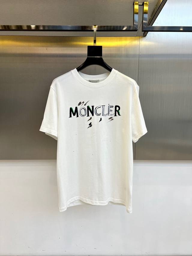 Moncler, 2025 Spring and Summer Men's New Round Neck Short Sleeve T-shirt. Impor
