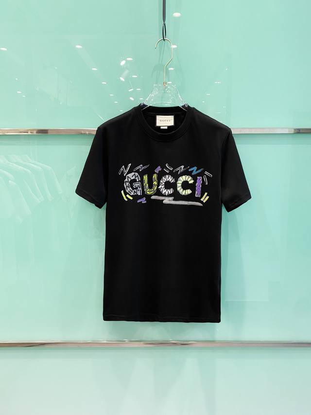 Gucci 2025 spring and summer new unisex short-sleeved T-shirts, the latest model