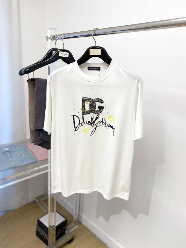 Dg, the latest short-sleeved T-shirt of 2025, handsome and fashionable, with top