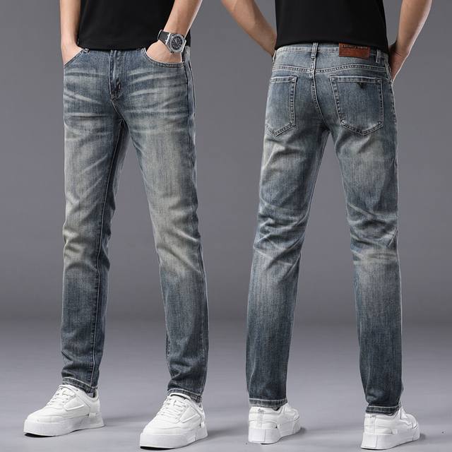 Armani's latest 2025 early autumn hot-selling jeans, made of European imported f