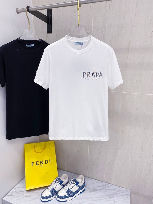 Prada 25Ss new spring and summer models are launched in the counter. The latest