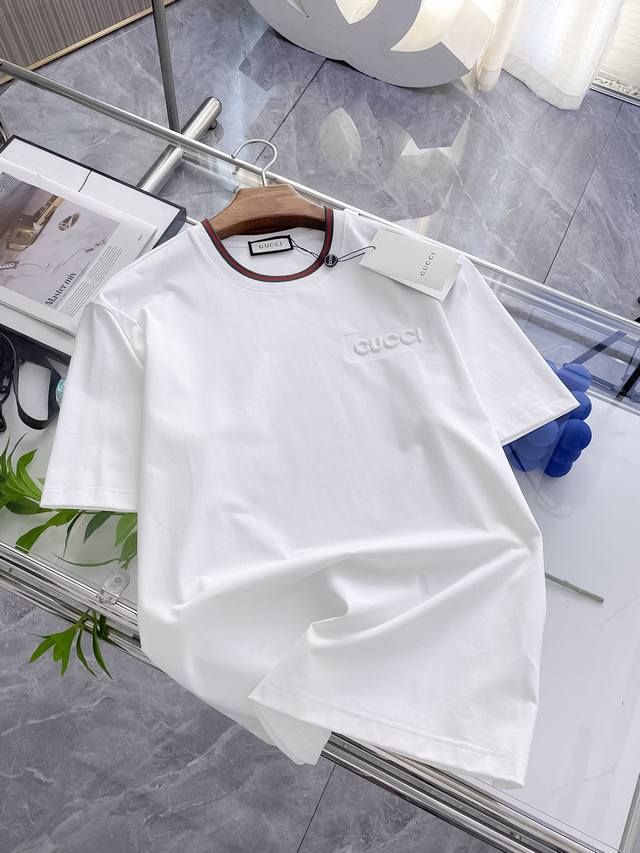 Gucci short-sleeved T-shirt, with simple and elegant design, shows the brand cha