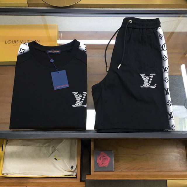 New set LV 2025 spring and summer latest style, classic design short-sleeved T-s