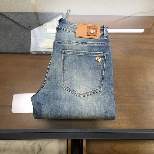 New Loew men's fashionable denim pants! Rarely available through trading company