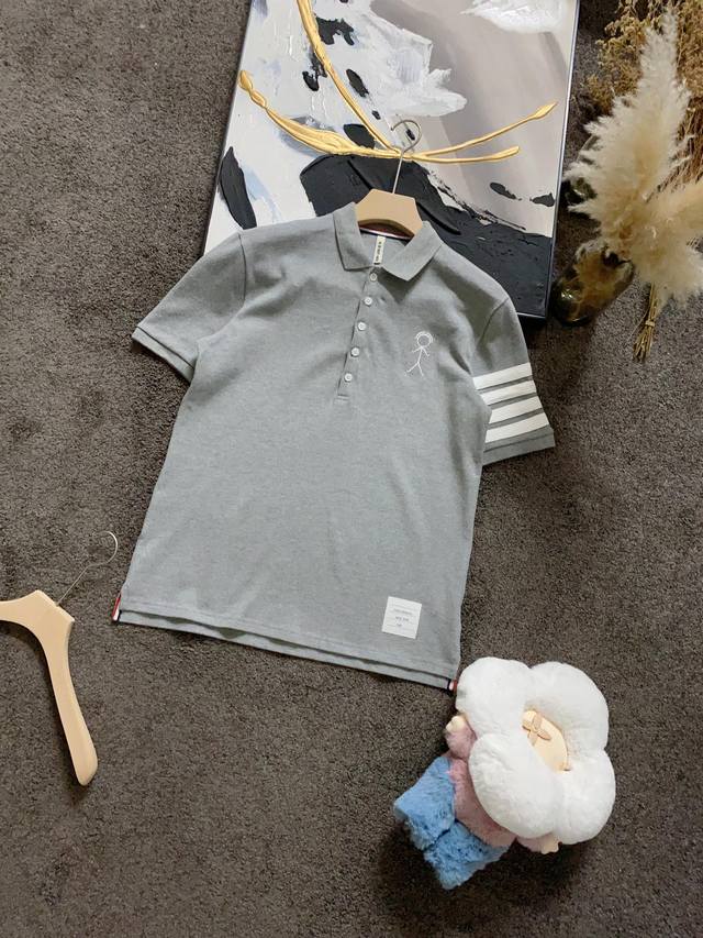 Street Spring and Summer Ss latest season exclusive stickman four-stripe series