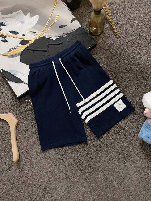 Street Ss Spring and Summer Four Stripes Latest Stickman Shorts Series Restored