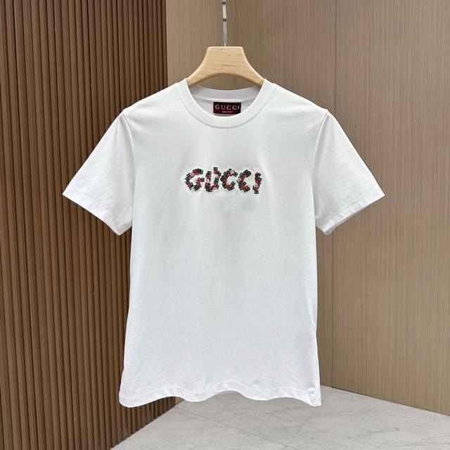 Gucci's new spring and summer round neck short-sleeved T-shirt! Sold out through
