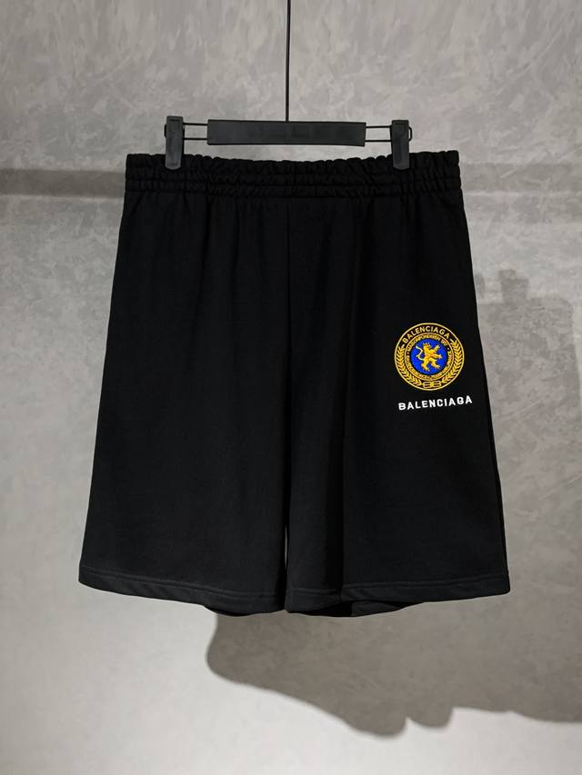 High quality Balenciga logo shorts with three-dimensional embroidery, made of te