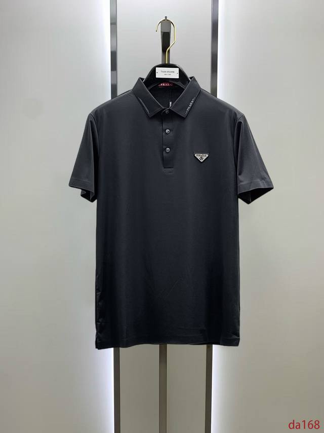 A must-have item for high-end business white-collar workers from Prada! Seamless